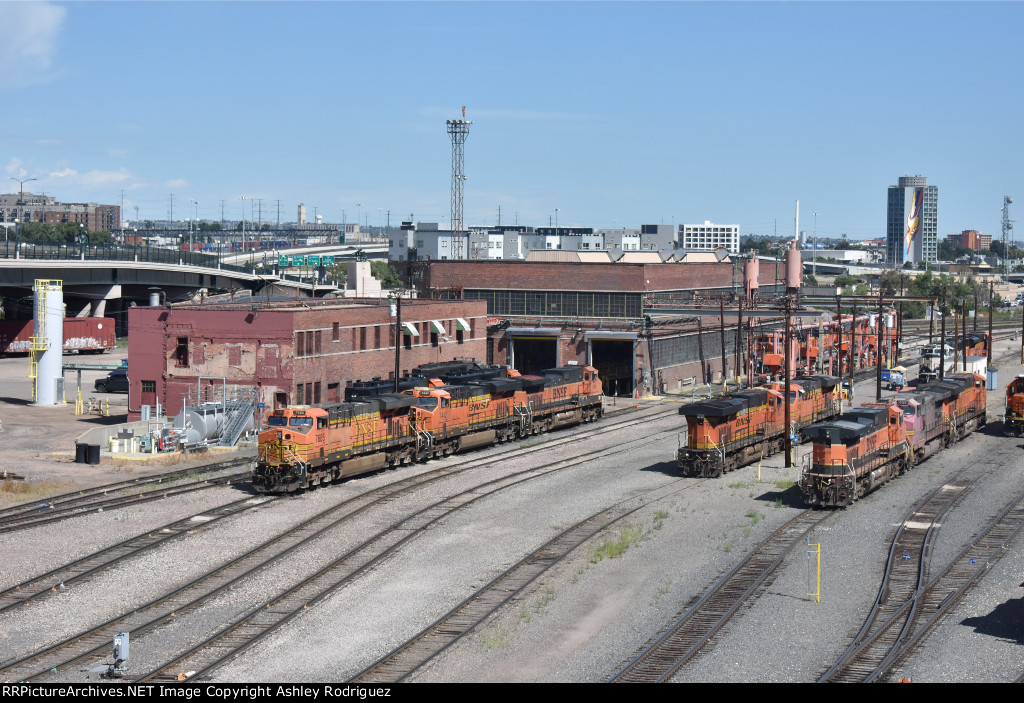 BNSF 1029